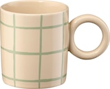 Kaffeebecher aus Steingut, grün/offwhite kariert (300 ml) bei dm-drogerie markt im Meerane Prospekt für 4,95 €