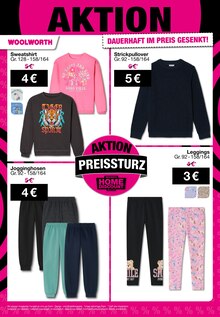 Jungenhose im Woolworth Prospekt "Aktuelle Angebote" mit 66 Seiten (Düsseldorf)