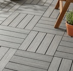 Lot de 4 dalles lamelle grise en promo chez B&M Calais à 12,99 €