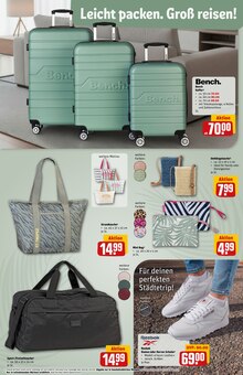 Schuhe im REWE Prospekt "Dein Markt" mit 42 Seiten (Hamburg)