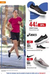 Offre Chaussures Femme dans le catalogue Intersport du moment à la page 6
