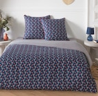 Promo La housse de couette 200 x 200 cm + 2 taies d’oreillers 63 x 63 cm à 18,90 € dans le catalogue Carrefour à Saint-Quentin