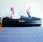 Luftbett mit eingebauter Pumpe im Angebot bei Zimmermann in Wolfsburg Luftbett mit eingebauter Pumpe Angebote von Bestway bei Zimmermann Wolfsburg für 29,99 €