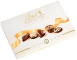 Pralinés Classic im Angebot bei REWE in Hamburg Pralinés Classic Angebote von Lindt bei REWE Hamburg für 3,99 €