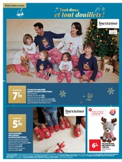 Pyjama Femme Angebote im Prospekt "Tous en tenue pour les fêtes !" von Auchan Hypermarché auf Seite 10