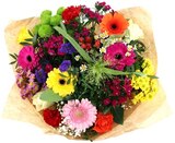 Blumenstrauß »Happy Colour« im aktuellen REWE Prospekt für 25,00 €