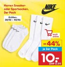 Herren Sneaker- oder Sportsocken Angebote von Nike bei Netto Marken-Discount Pforzheim für 10,00 €