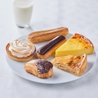 Promo Assortiment de 6 pâtisseries individuelles (j) à 6,00 € dans le catalogue Carrefour Market à Villejust