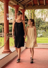 Offre Vêtements Femme dans le catalogue Zeeman du moment à la page 4