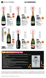 Promos Champagne dans le catalogue "FOIRE AUX VINS" de Intermarché Super Champagne en promo dans le catalogue Intermarché Super à la page 26