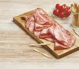 Miche enrobée ou saucisson fumé - BONI en promo chez U Express Miche enrobée ou saucisson fumé - BONI dans le catalogue U Express