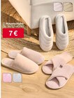 Hausschuhe bei Woolworth im Prospekt "" für 7,00 €