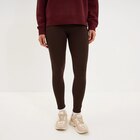 Legging taille haute marron foncé femme en promo chez La Halle Legging taille haute marron foncé femme dans le catalogue La Halle