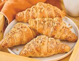 Croissant aux amandes en promo chez Intermarché Croissant aux amandes dans le catalogue Intermarché