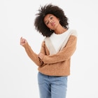 Pull manches longues col rond beige femme en promo chez La Halle Pull manches longues col rond beige femme dans le catalogue La Halle