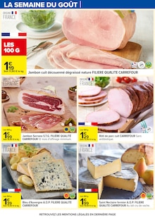 Promo Crevettes cuites dans le catalogue Carrefour du moment à la page 12