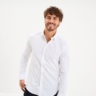 Chemise stretch manches longues blanc homme dans le catalogue La Halle
