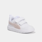 Baskets à scratchs Puma Courtflex Glitz blanc bébé fille en promo chez La Halle Baskets à scratchs Puma Courtflex Glitz blanc bébé fille dans le catalogue La Halle
