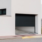 Porte de garage sectionnelle motorisée en promo chez Brico Dépôt Porte de garage sectionnelle motorisée dans le catalogue Brico Dépôt