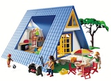 Maison de vacances Playmobil - Playmobil en promo chez Maxi Bazar Lille à 39,99 €