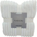 Plaid écru - Cora à Noisy-le-Sec Plaid écru en promo chez Cora Noisy-le-Sec à 6,99 €