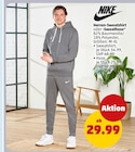 Herren-Sweatshirt oder -Sweathose im Angebot bei Penny in Göttingen Herren-Sweatshirt oder -Sweathose Angebote von Nike bei Penny Göttingen für 29,99 €