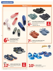 Promos Chaussures Homme dans le catalogue "DESTINATION SOLEIL" de Auchan Hypermarché Chaussures Homme en promo dans le catalogue Auchan Hypermarché à la page 14