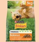 Promo Croquettes pour chien adulte au poulet et légumes friskies à 2,95 € dans le catalogue Intermarché à Amagne