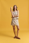 Jupe courte en lin en promo chez Monoprix Margaret Jupe courte en lin dans le catalogue Monoprix Margaret