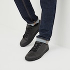 Promo Tennis basses à lacets noir homme à 19,99 € dans le catalogue La Halle à Le Blanc