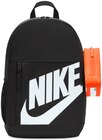 Sac à dos 20l + trousse - NIKE en promo chez Intersport Sac à dos 20l + trousse - NIKE dans le catalogue Intersport
