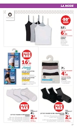 Offre Chaussettes femme dans le catalogue Super U du moment à la page 27