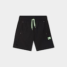 Short de jogging taille élastiquée noir garçon à 9,99 € dans le catalogue La Halle