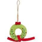 Promo Suspension de Noël en feutre Home Accents à 0,78 € dans le catalogue Action à Aire-sur-la-Lys