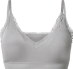 Geripptes Bustier mit Spitze im Angebot bei Lidl in Schwerte Geripptes Bustier mit Spitze Angebote von Esmara bei Lidl Schwerte für 5,99 €