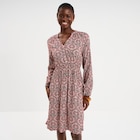 Robe longueur genou fluide col en V marron chocolat femme dans le catalogue La Halle