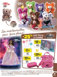 Offre Trousse dans le catalogue JouéClub du moment à la page 11