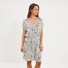 Robe caftant courte col en V vert kaki femme à 19,99 € dans le catalogue La Halle