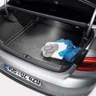 Gepäckraumschale für den Extra-Schutz im Kofferraum im aktuellen Prospekt bei Volkswagen in Burscheid, Rheinl