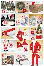 Offre Déguisement dans le catalogue Bazarland du moment à la page 6