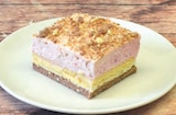 Maulwurfschnitte Erdbeer im EDEKA Prospekt Maulwurfschnitte Erdbeer von im aktuellen EDEKA Prospekt für 5,50 €