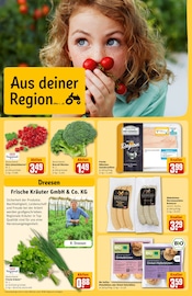 Hähnchenbrust im REWE Prospekt in Herne Aktueller REWE Prospekt mit Hähnchenbrust, "Dein Markt", Seite 32