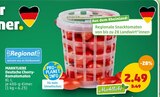 Penny-Markt - Cherry-Romatomaten Angebot im Prospekt Cherry-Romatomaten bei Penny-Markt im Prospekt "Schnäppchen, olé." für 2,49 €