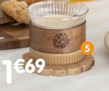 Tasse en verre et cerclage en bois à 1,69 € dans le catalogue B&M