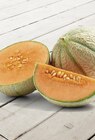 Melon charentais vert en promo chez Casino Supermarchés Aubervilliers à 2,79 €