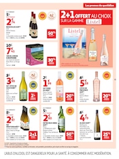 Promos Vin dans le catalogue "PETIT DÉJ & GOÛTER" de Auchan Hypermarché Vin en promo dans le catalogue Auchan Hypermarché à la page 31