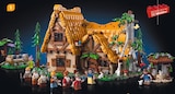 DIE HÜTTE VON SCHNEEWITTCHEN UND DEN SIEBEN ZWERGEN 43242 von Lego im aktuellen Müller Prospekt