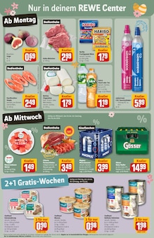 Volvic im REWE Prospekt "Dein Markt" mit 44 Seiten (Hamburg)