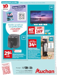 Offre Petit électroménager cuisine dans le catalogue Auchan Hypermarché du moment à la page 64