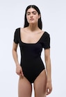 Body manches courtes côtelé en promo chez Monoprix Margaret Body manches courtes côtelé dans le catalogue Monoprix Margaret